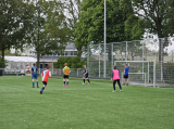 Laatste training S.K.N.W.K. JO19-1 van donderdag 30 mei 2024 (95/136)